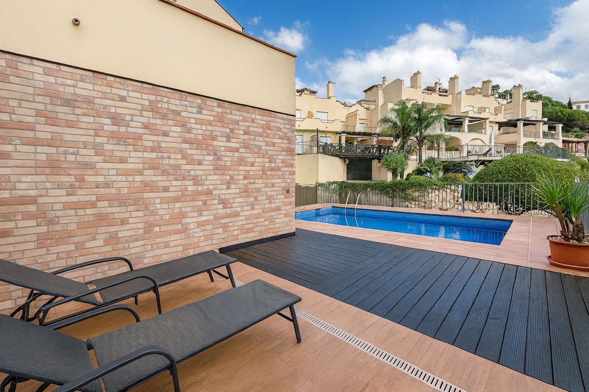 2 bedroom Apartments for sale in Los Arqueros – R5191534