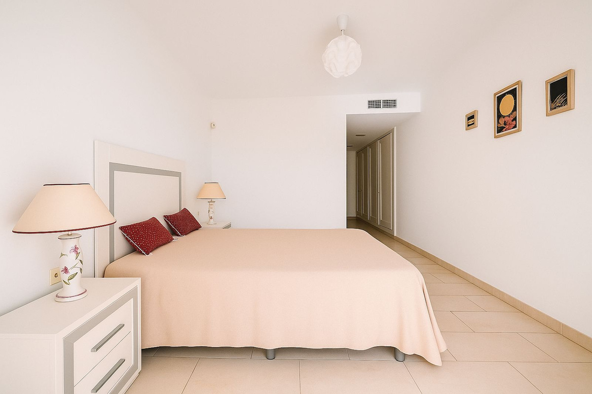 2 bedroom Apartments for sale in Los Arqueros – R5191534