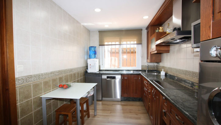 Adosados de 3 dormitorios en venta en Marbella – R5115250 en 