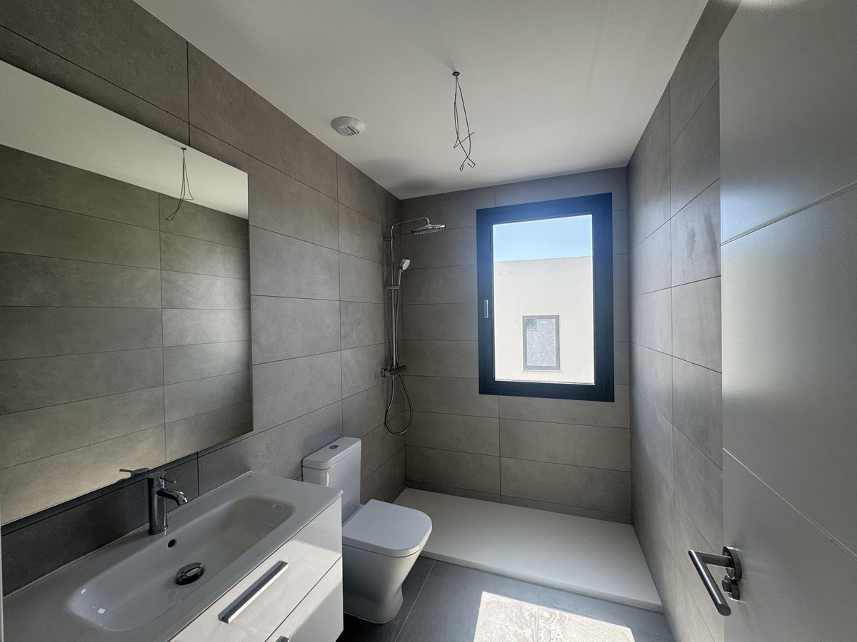 4 bedroom Townhouses for sale in Riviera del Sol – R5177182 4 bedroom Townhouses for sale in Riviera del Sol – R5177182