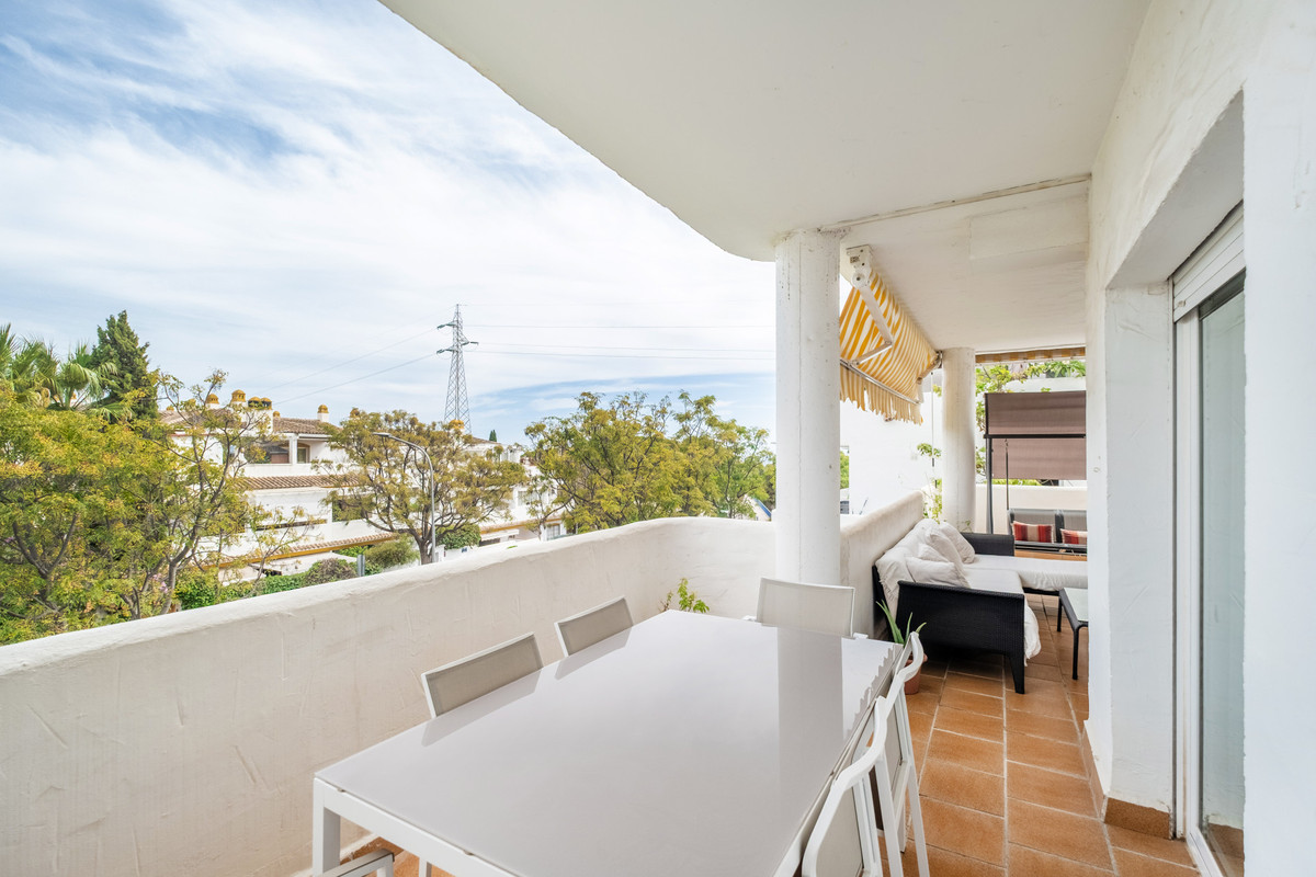 3 bedroom Apartments for sale in Milla de Oro – R5182621