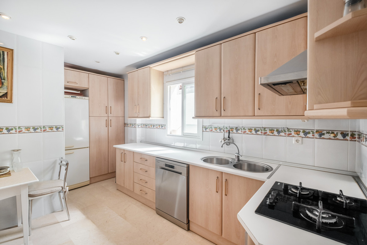 3 bedroom Apartments for sale in Milla de Oro – R5182621