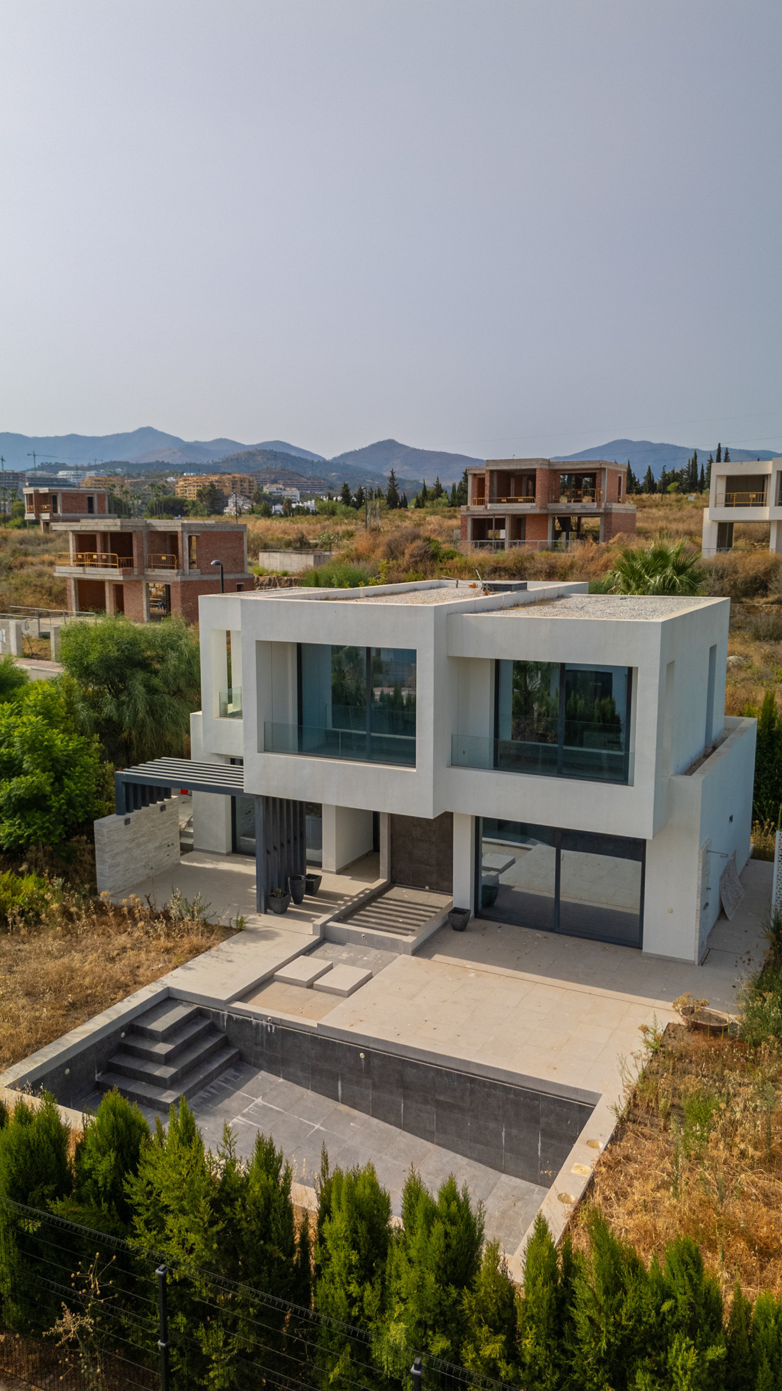 3 bedroom Villas for sale in Nueva Milla de Oro – R5153578