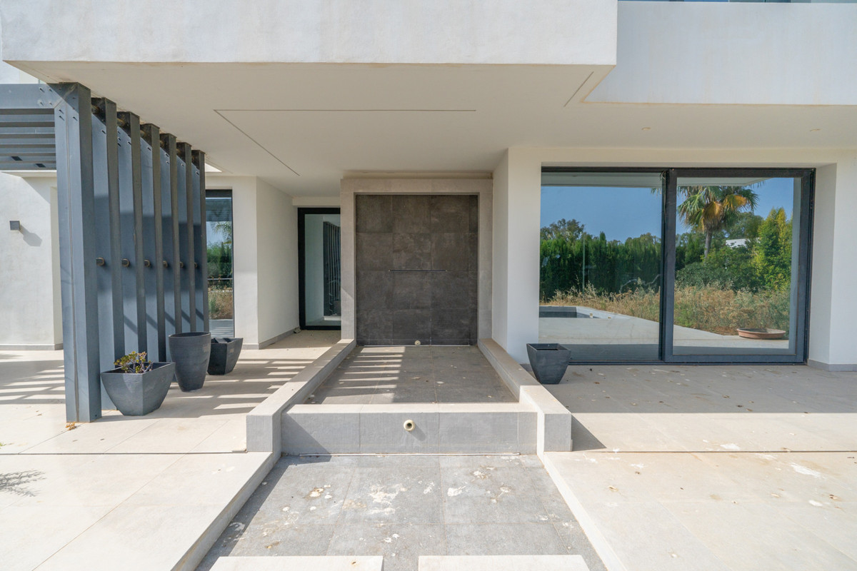 3 bedroom Villas for sale in Nueva Milla de Oro – R5153578