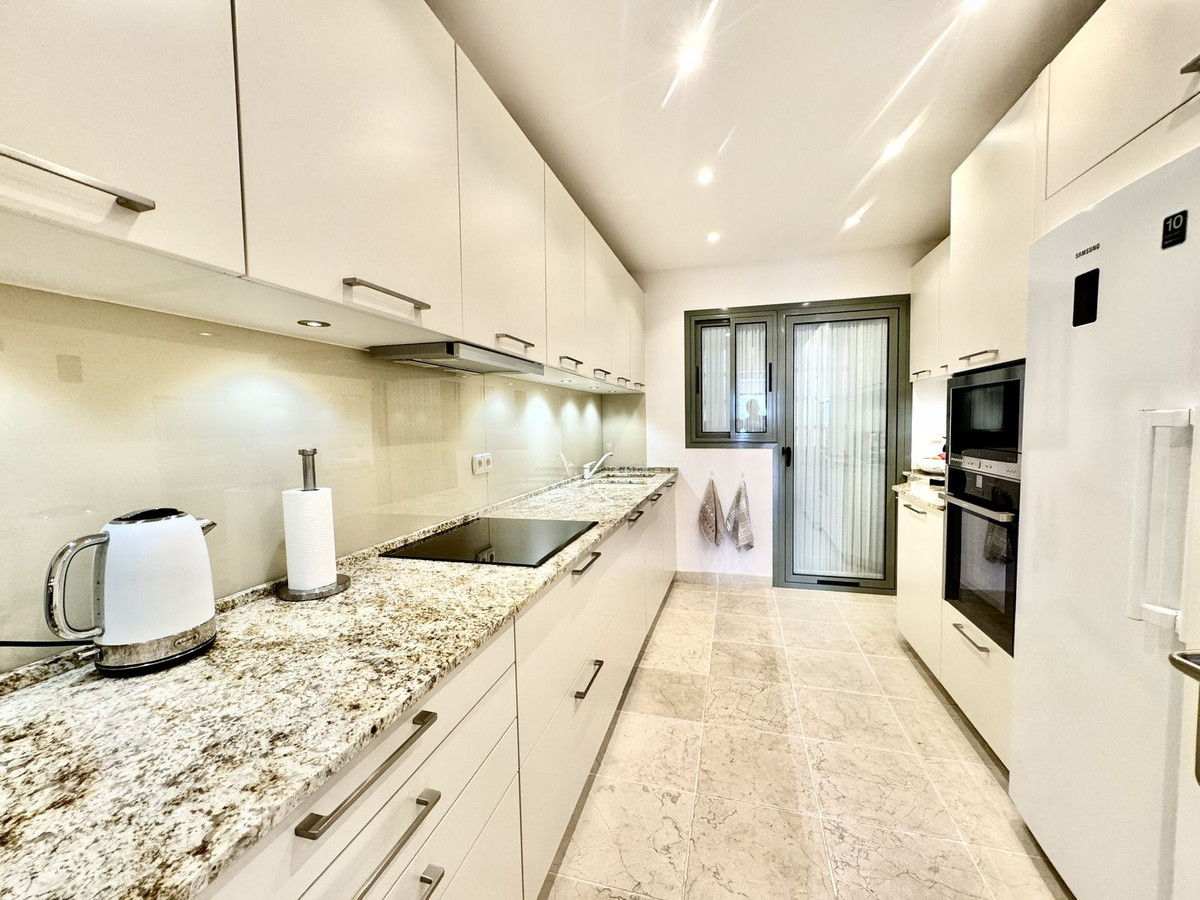 Apartamentos de 3 dormitorios en venta en Los Flamingos – R5195032
