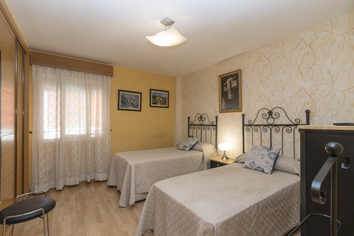 1 bedroom Apartments for sale in Marbella – R5156593