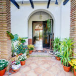 4 bedroom Villas for sale in Calahonda – R5008273