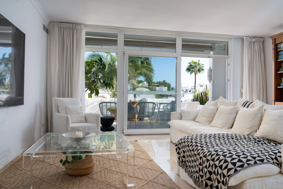 3 bedroom Apartments for sale in Milla de Oro – R5198851