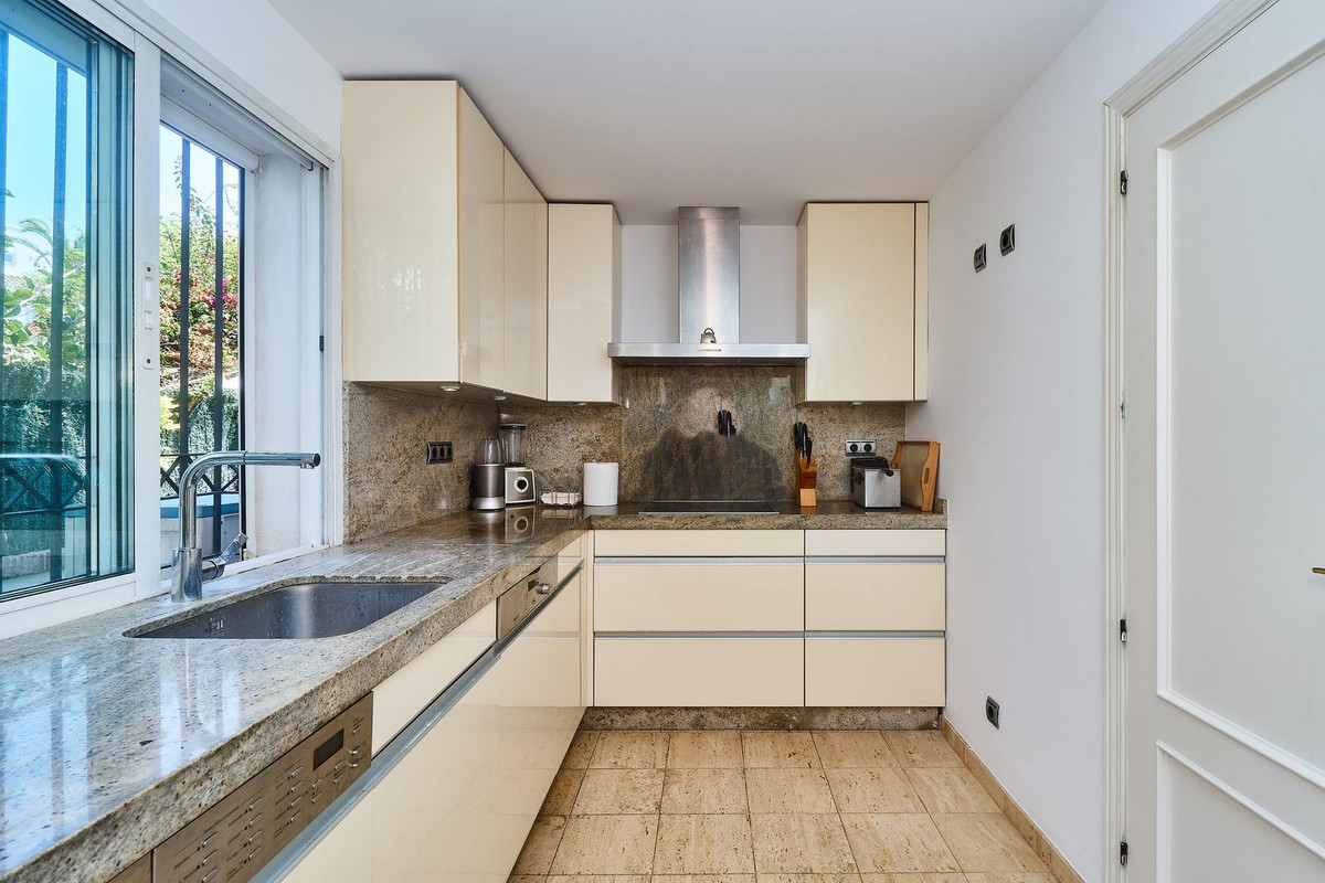 3 bedroom Townhouses for sale in Milla de Oro – R5201782