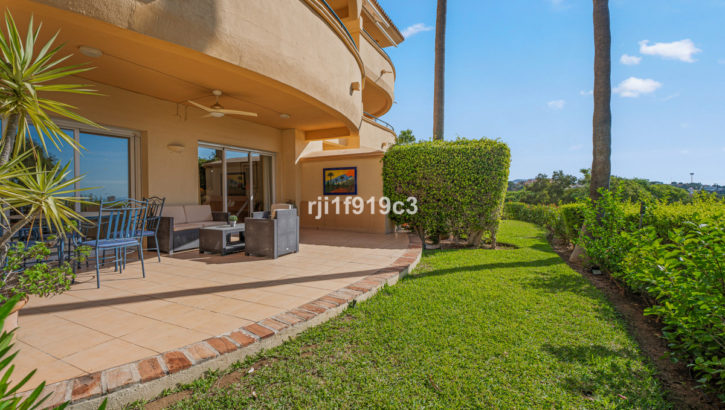 Apartamentos de 2 dormitorios en venta en Elviria Hills – R5169823 en 