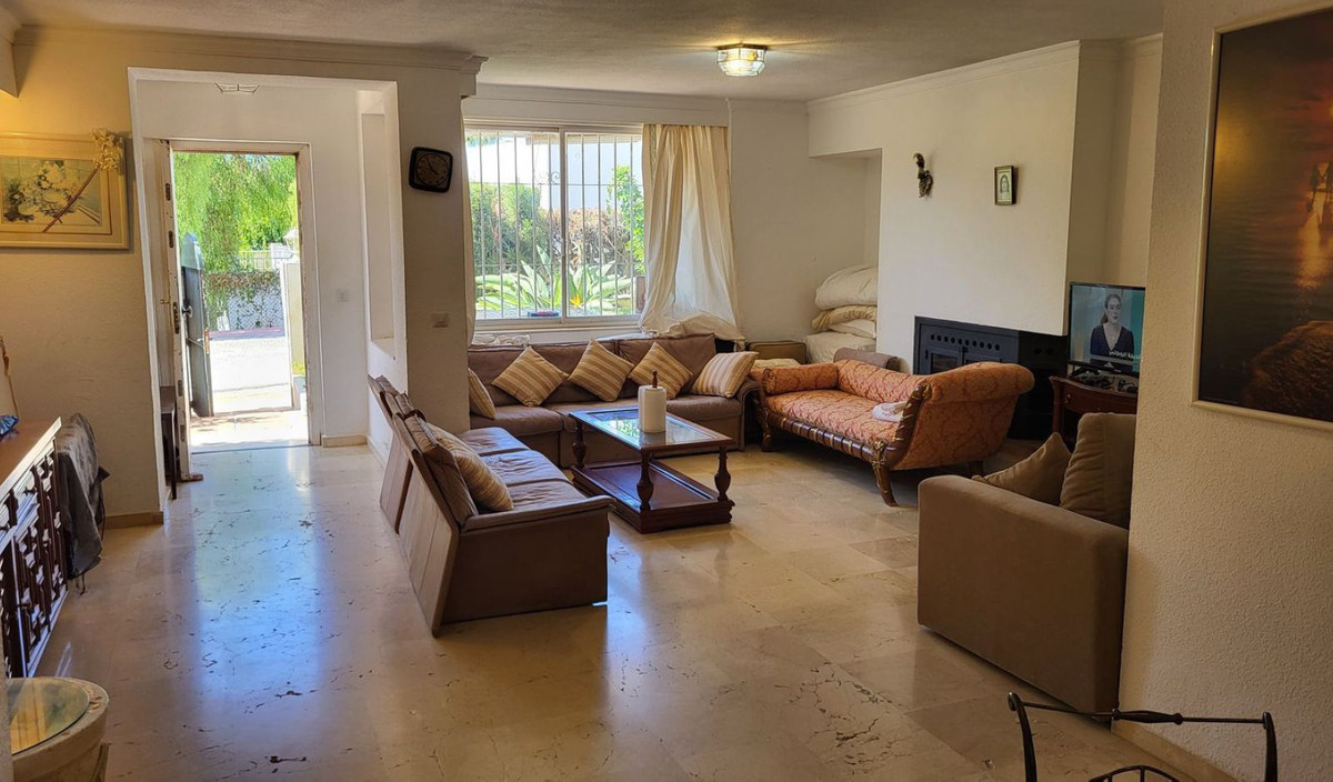 Apartamentos de 1 dormitorio en venta en Guadalmina Alta – R5185156