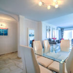 Apartamentos de 2 dormitorios en venta en Calahonda – R5159590