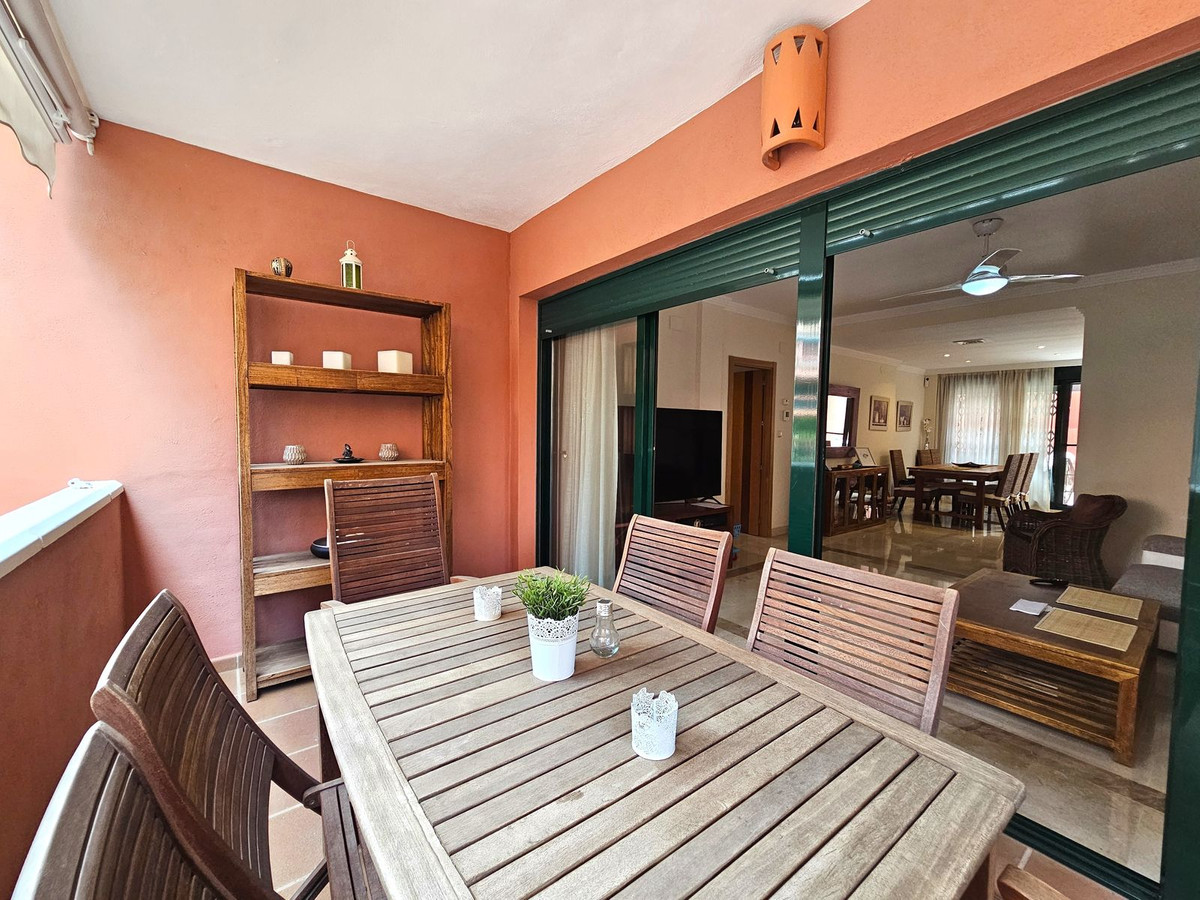 2 bedroom Apartments for sale in Marbesa – R5034091