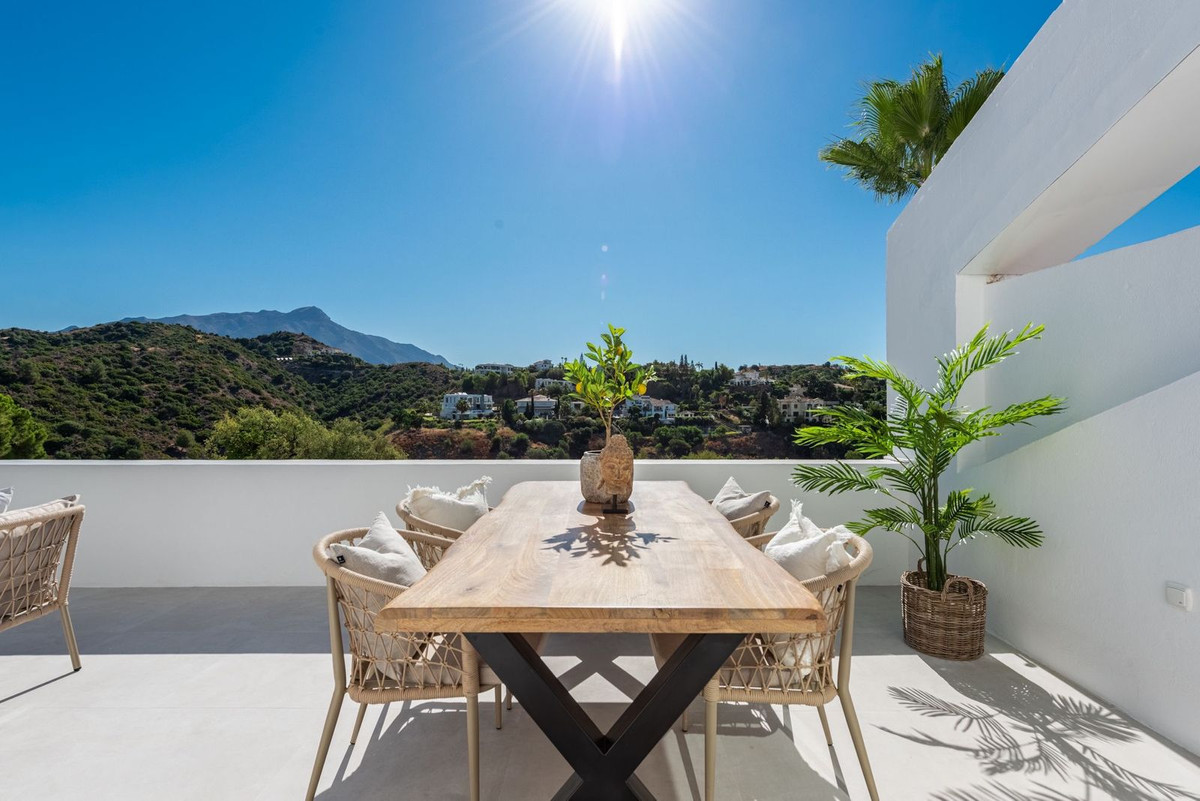 Apartamentos de 3 dormitorios en venta en La Quinta – R4902232