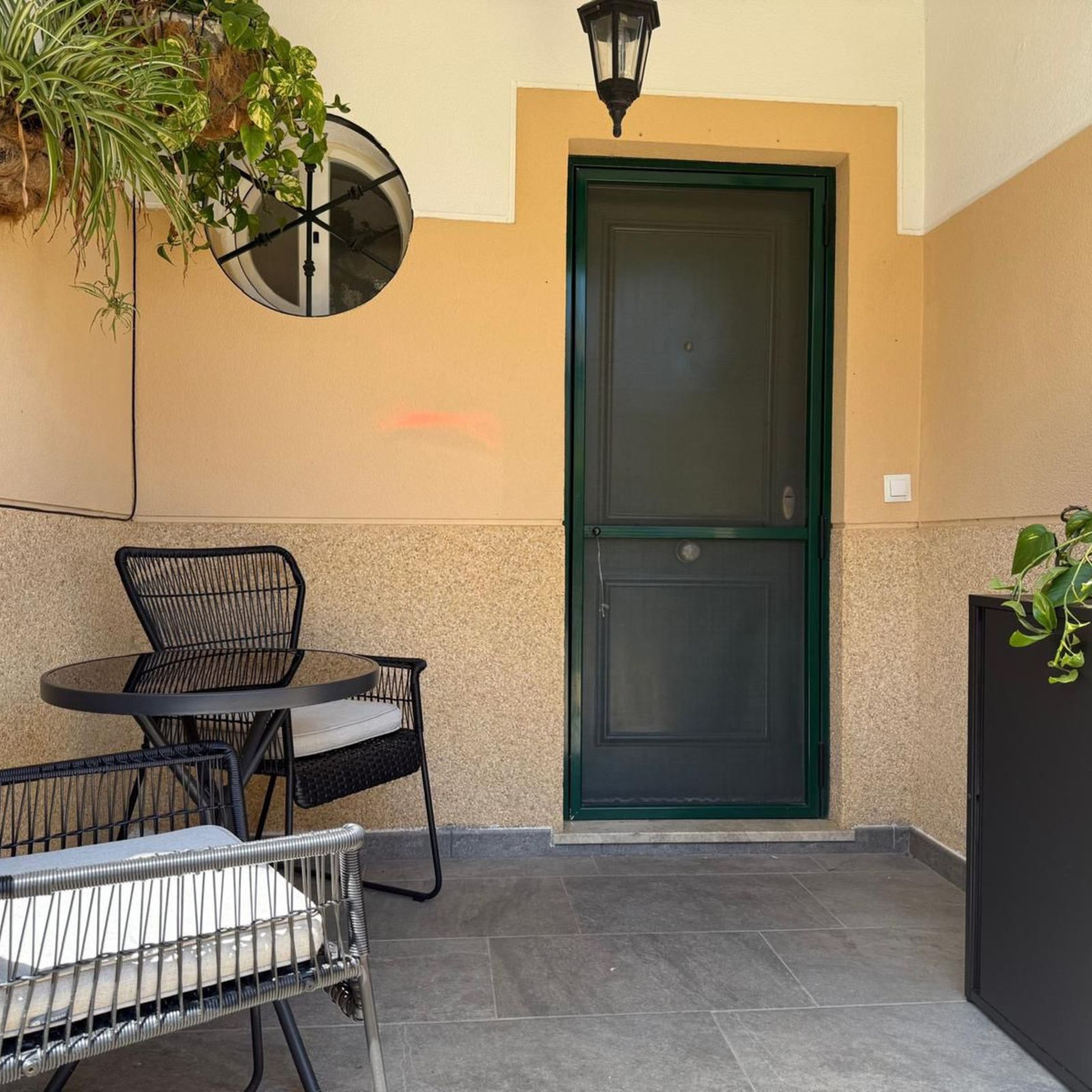 Adosados de 5 dormitorios en venta en Marbella – R5194267