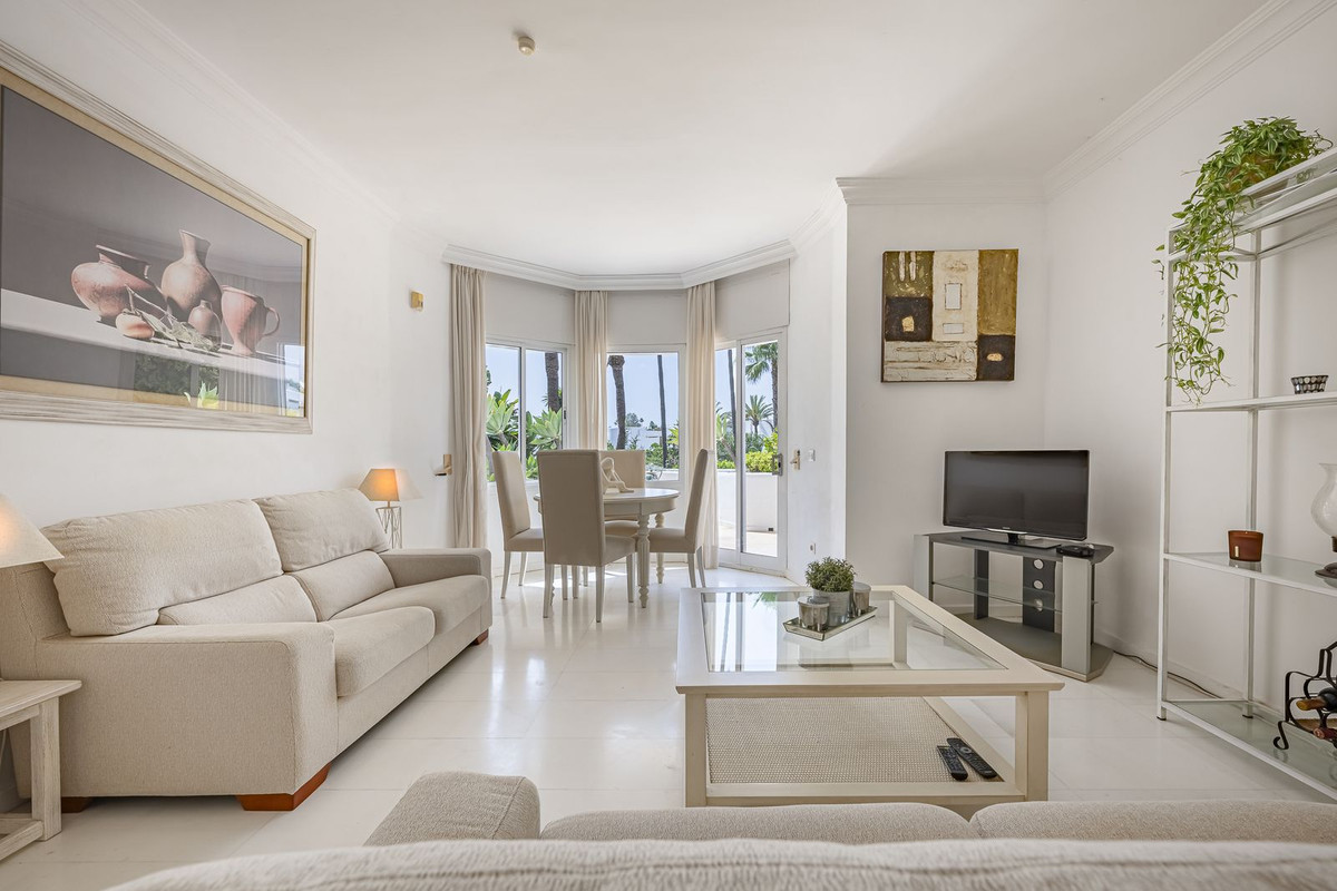 2 bedroom Apartments for sale in Milla de Oro – R5134717