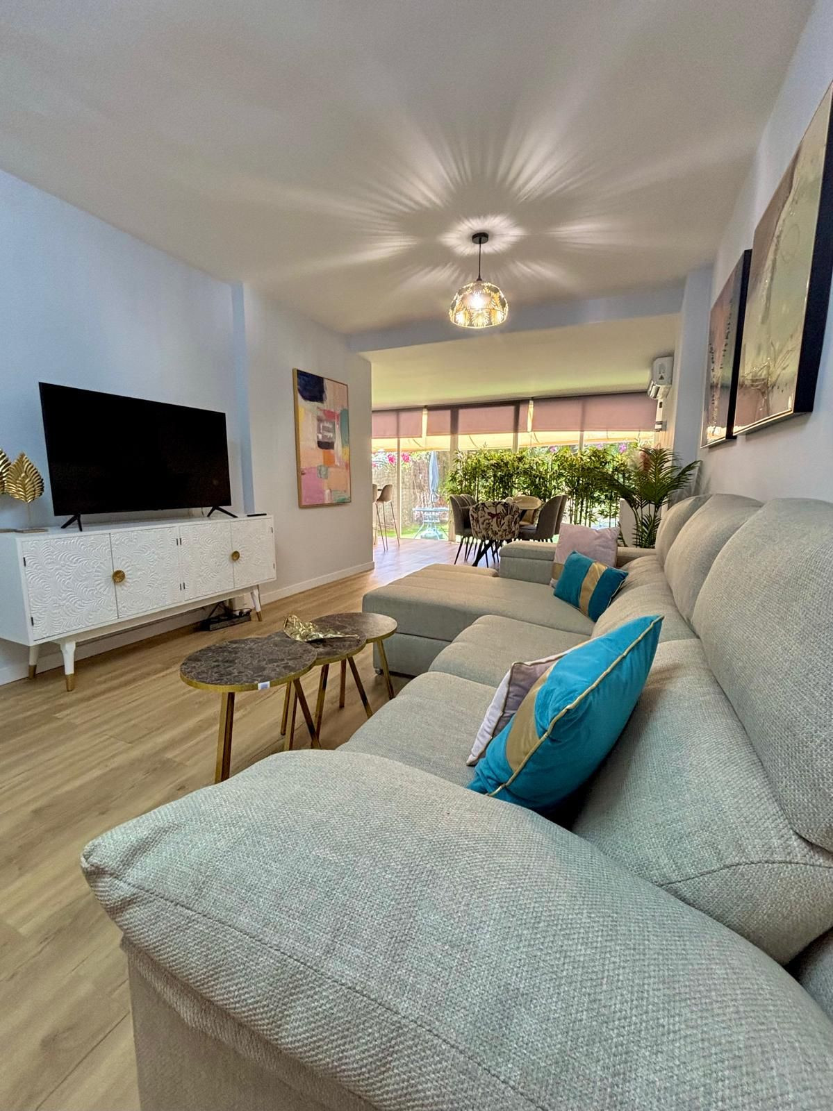 Apartamentos de 2 dormitorios en venta en Calahonda – R5176789