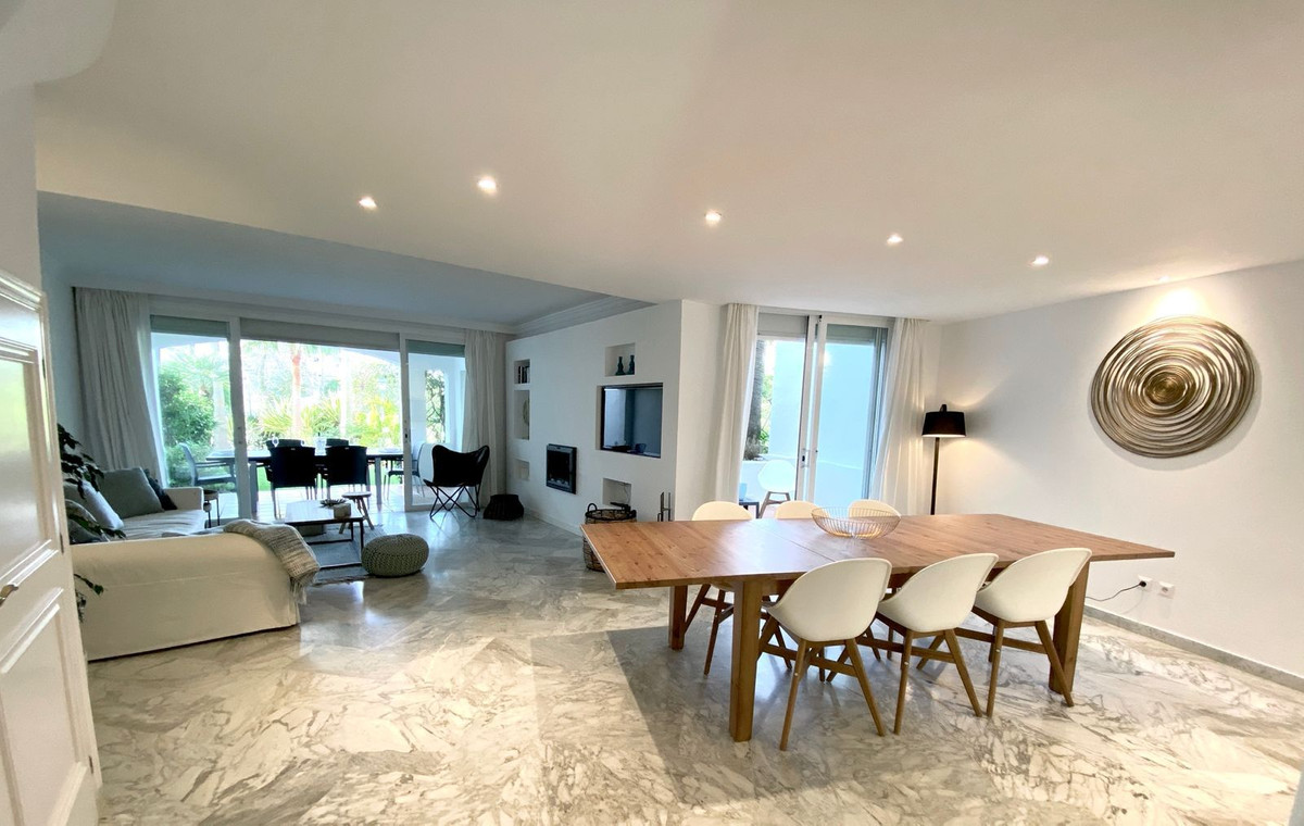 3 bedroom Townhouses for sale in Atalaya – R5187352