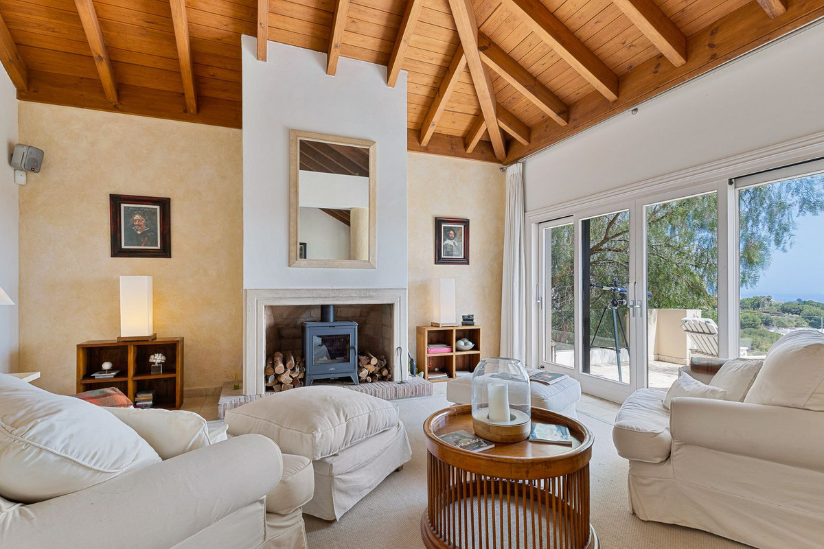 5 bedroom Villas for sale in La Quinta – R5164138