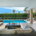 6 bedroom Villas for sale in Marbesa – R5180173