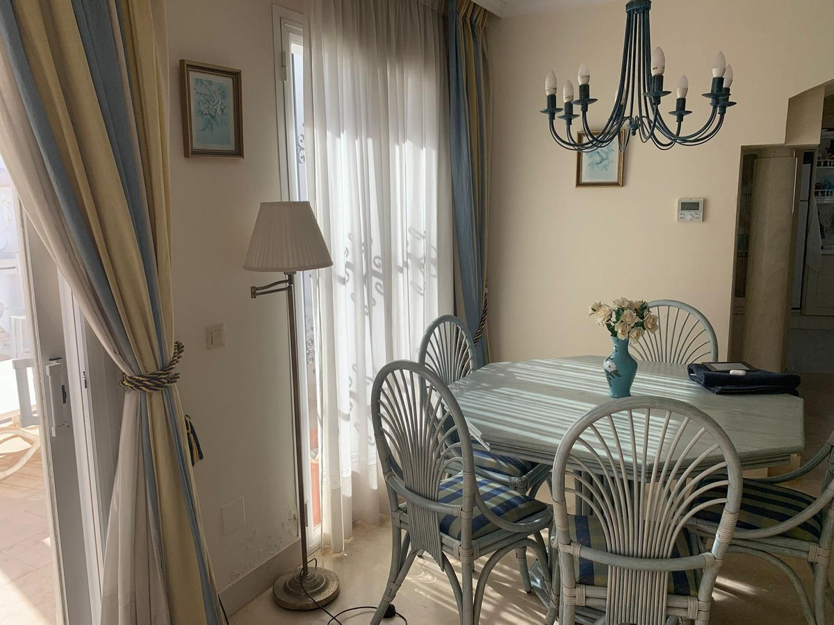 Apartamentos de 3 dormitorios en venta en Elviria – R5207863 Apartamentos de 3 dormitorios en venta en Elviria – R5207863