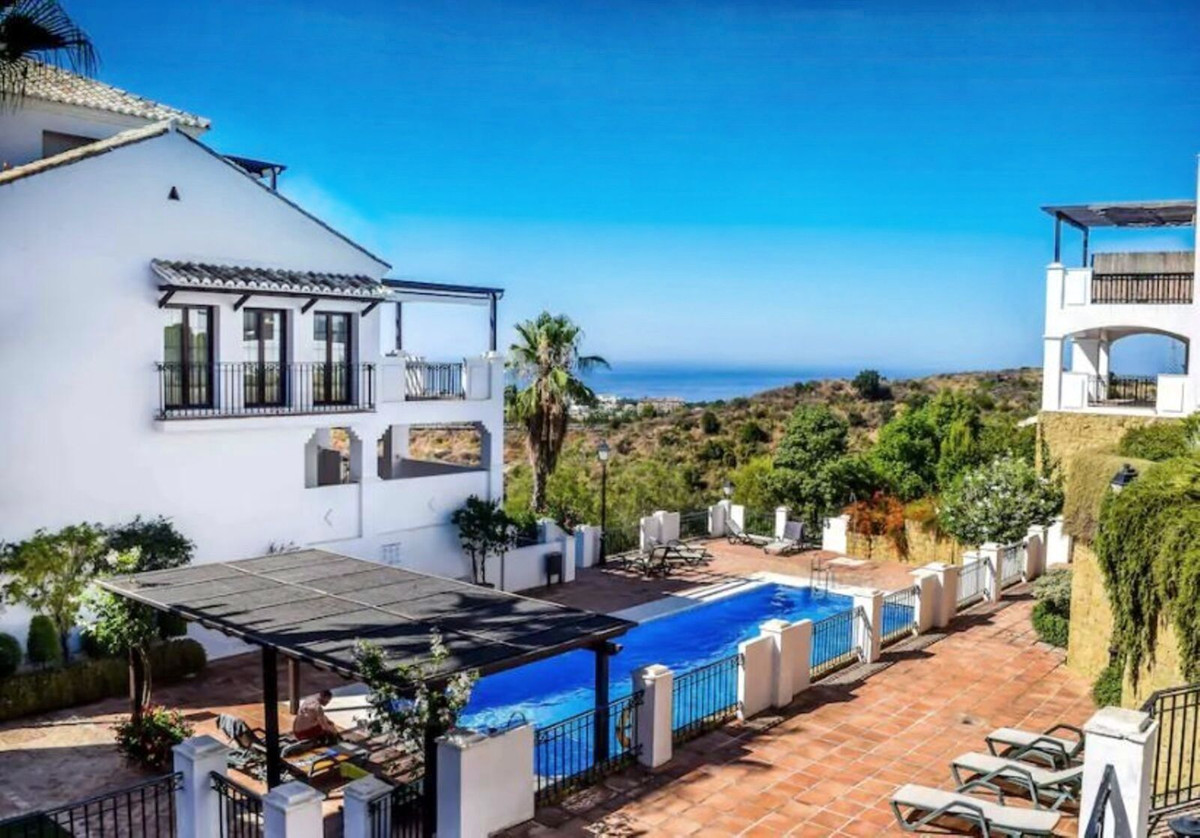 Apartamentos de 3 dormitorios en venta en Altos de los Monteros – R5182366 Apartamentos de 3 dormitorios en venta en Altos de los Monteros – R5182366