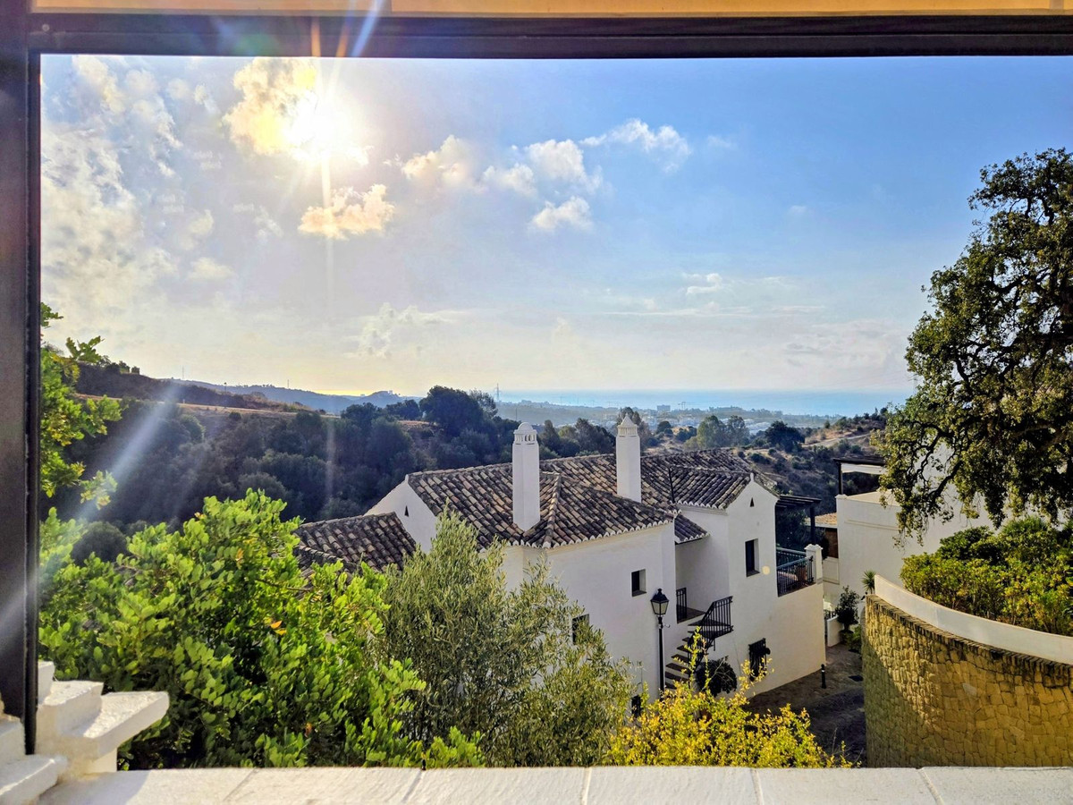 Apartamentos de 3 dormitorios en venta en Altos de los Monteros – R5182366 Apartamentos de 3 dormitorios en venta en Altos de los Monteros – R5182366