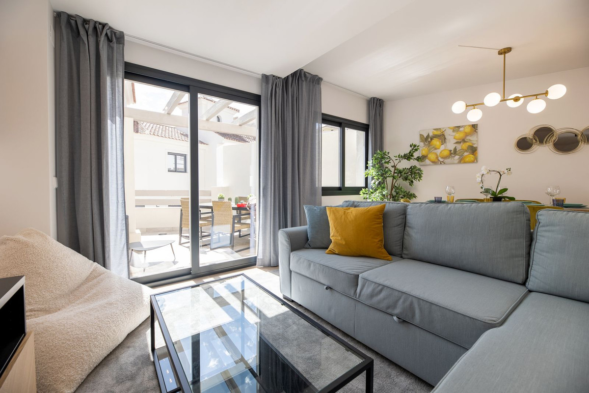 Adosados de 3 dormitorios en venta en Nueva Milla de Oro – R4713475