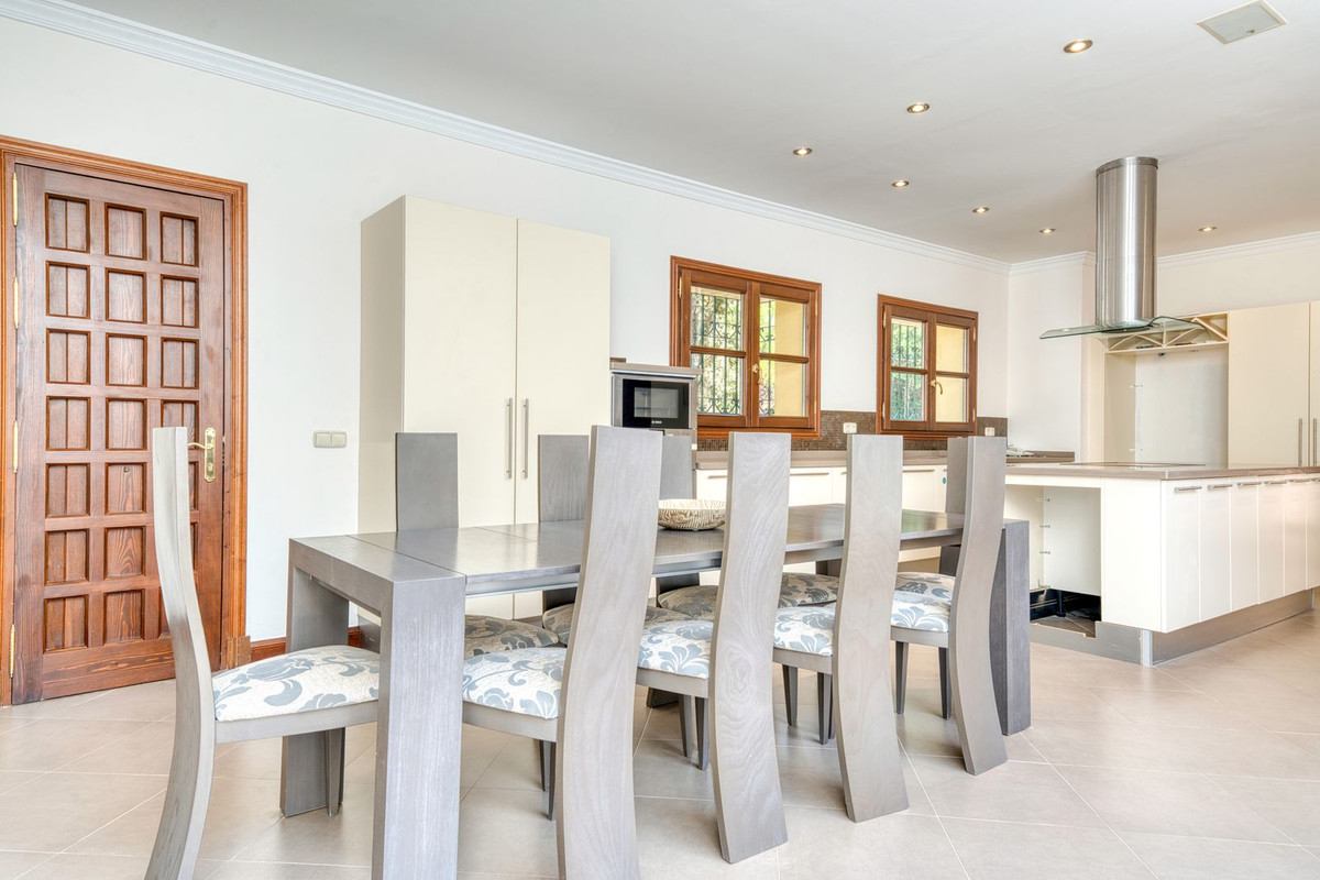 6 bedroom Villas for sale in La Zagaleta – R5127400 6 bedroom Villas for sale in La Zagaleta – R5127400