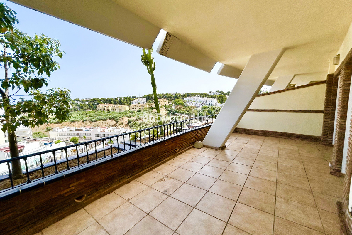 2 bedroom Apartments for sale in Miraflores – R5078671