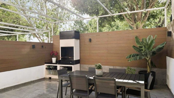 Adosados de 4 dormitorios en venta en Marbella – R5162443 en 