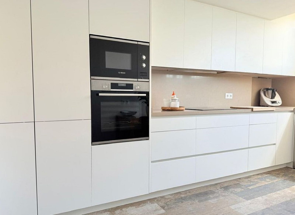 Adosados de 4 dormitorios en venta en Marbella – R5162443