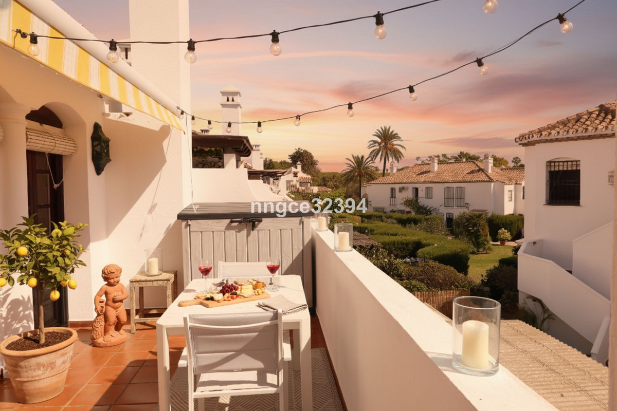 2 bedroom Penthouses for sale in Nueva Milla de Oro – R5192224