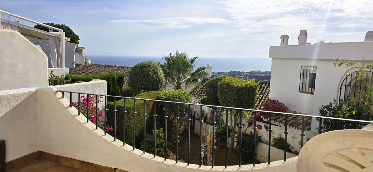 2 bedroom Townhouses for sale in Marbella – R5166580