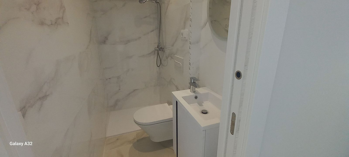 2 bedroom Apartments for sale in La Cala de Mijas – R5136760