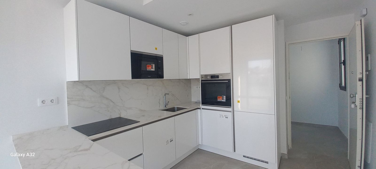 2 bedroom Apartments for sale in La Cala de Mijas – R5136760