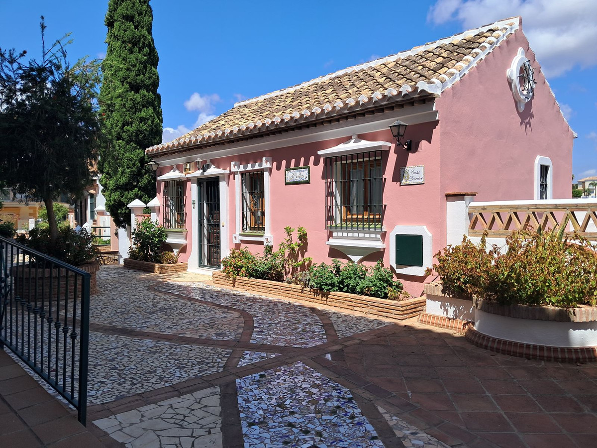 2 bedroom Townhouses for sale in Mijas – R5084101