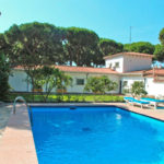 Villas de 10 dormitorios en venta en Elviria – R3834694