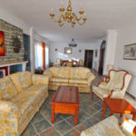 Villas de 10 dormitorios en venta en Elviria – R3834694