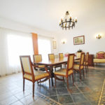Villas de 10 dormitorios en venta en Elviria – R3834694