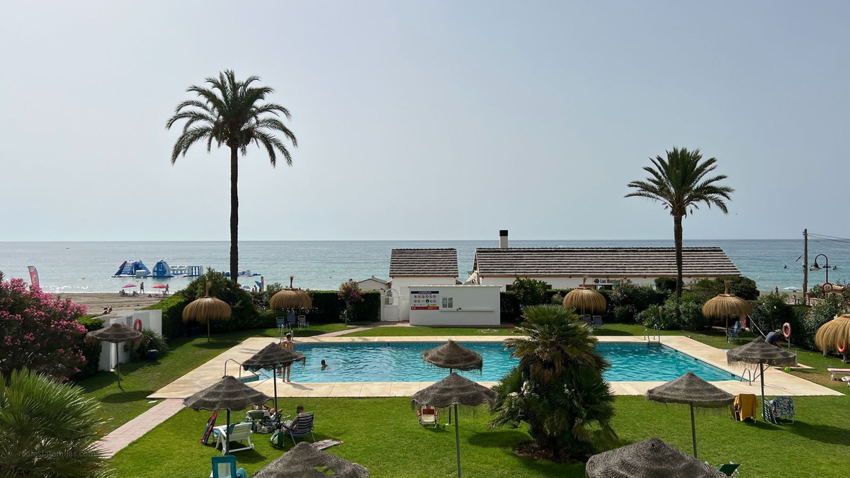 2 bedroom Apartments for sale in La Cala de Mijas – R5195119