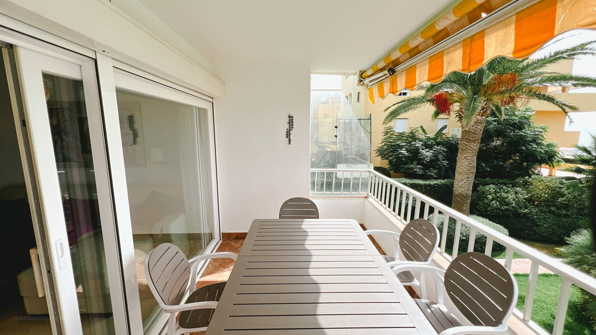 2 bedroom Apartments for sale in La Cala de Mijas – R5195119