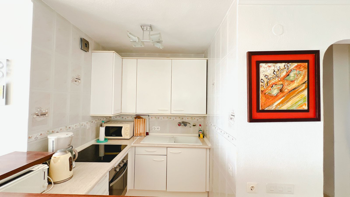 2 bedroom Apartments for sale in La Cala de Mijas – R5195119