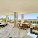 Apartamentos de 3 dormitorios en venta en Los Monteros – R5044456