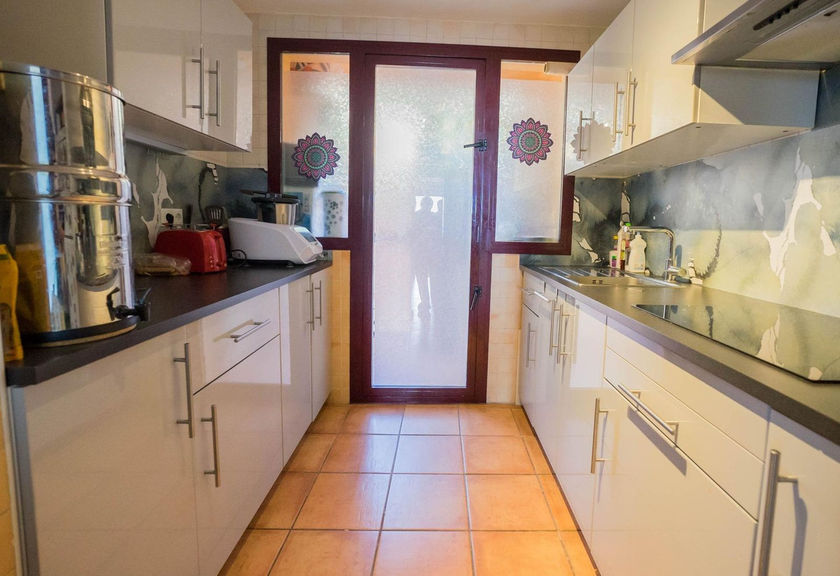 2 bedroom Apartments for sale in Calahonda – R5217718