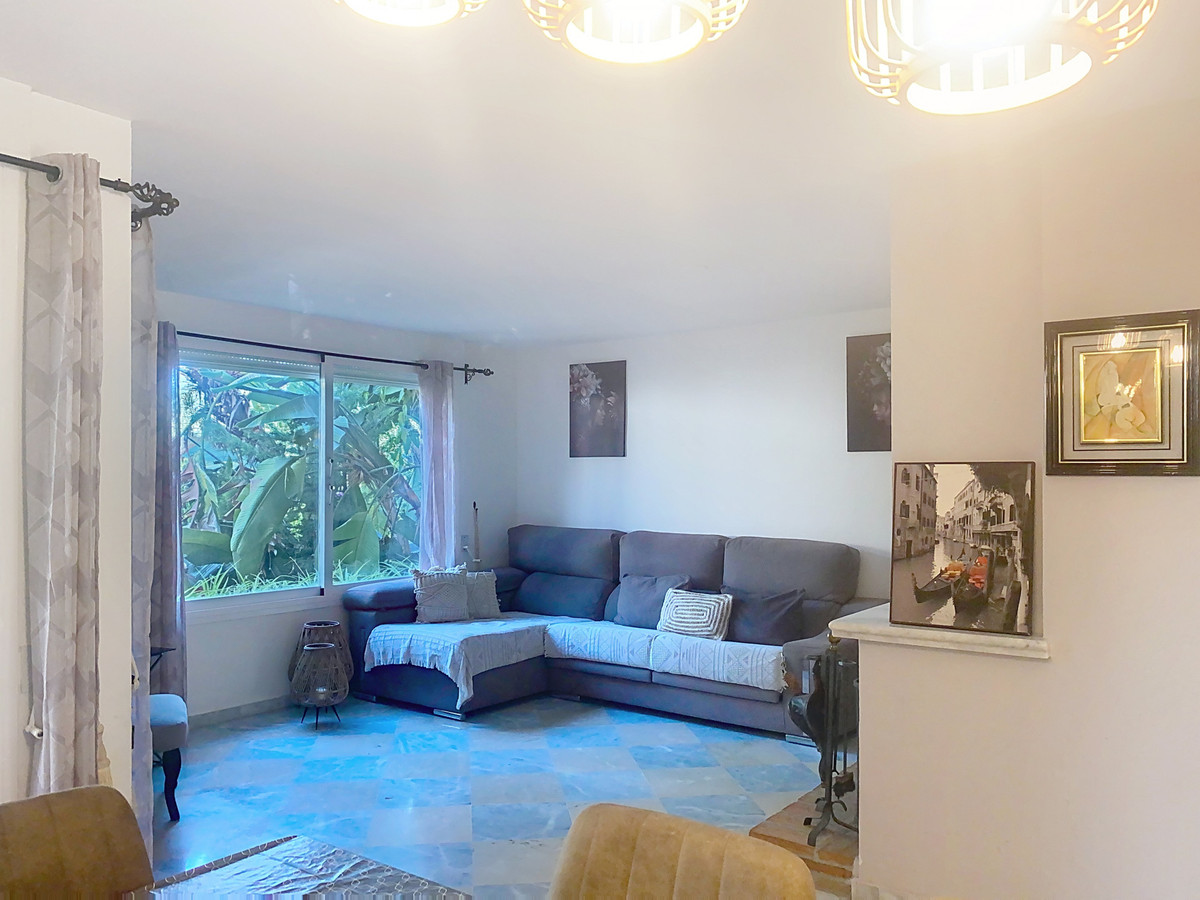 4 bedroom Semi-detached for sale in Guadalmina Alta – R5179825