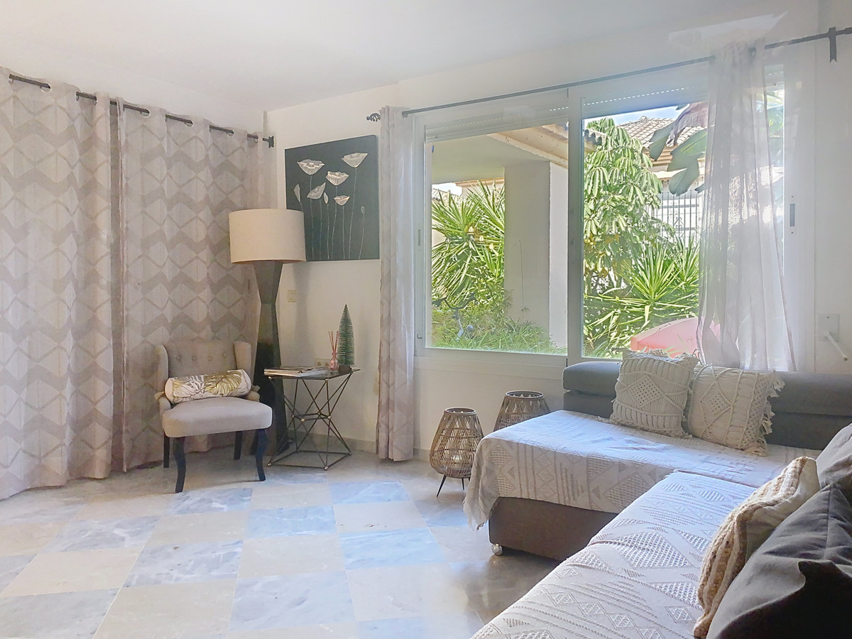 4 bedroom Semi-detached for sale in Guadalmina Alta – R5179825