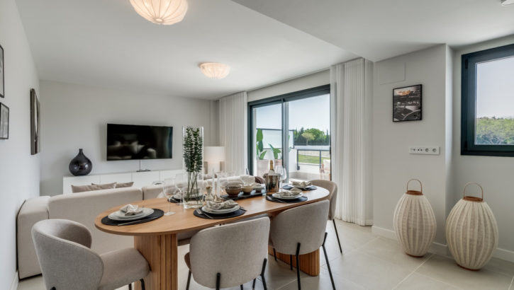 Apartamentos de 2 dormitorios en venta en Selwo – R5131783 en 