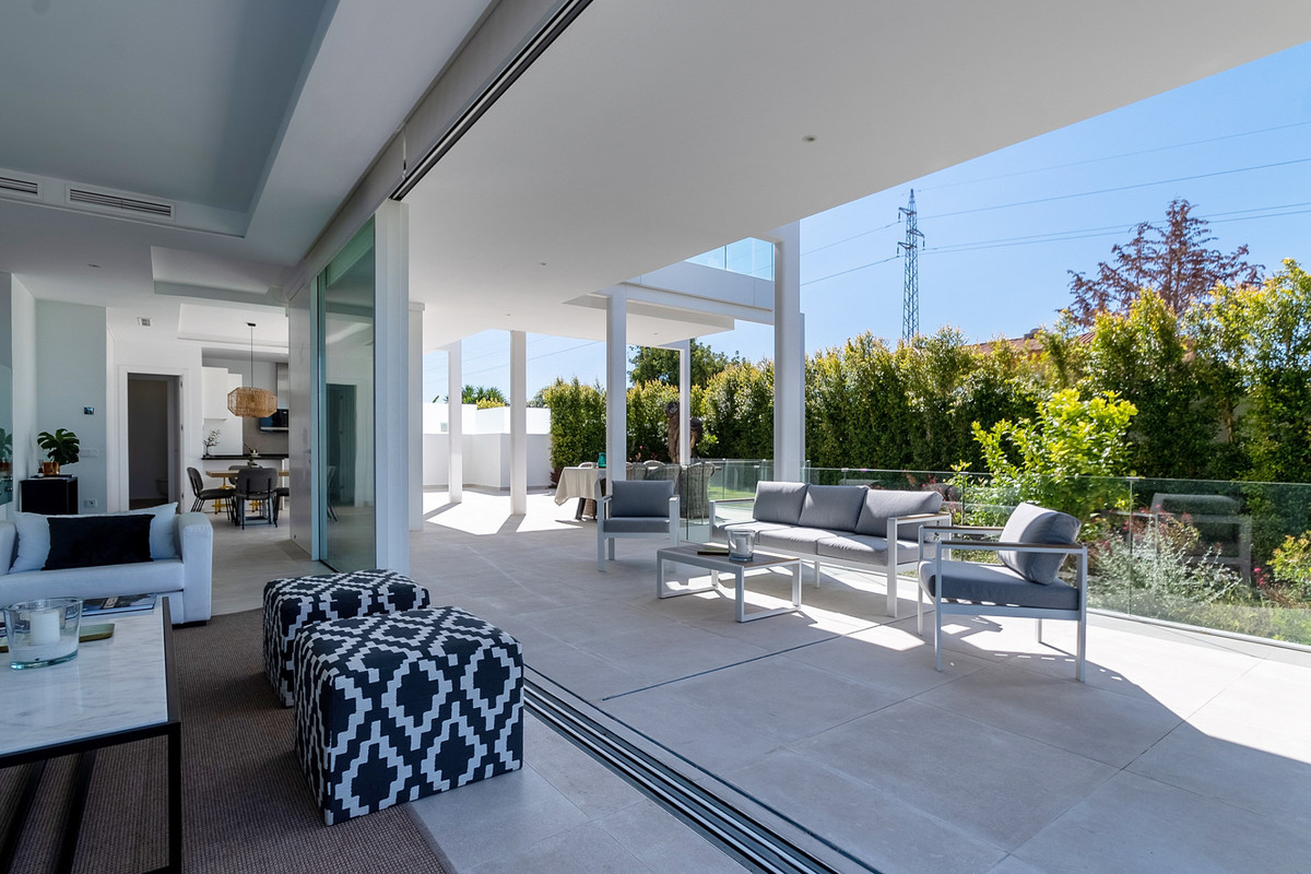 4 bedroom Villas for sale in Marbella – R5204827