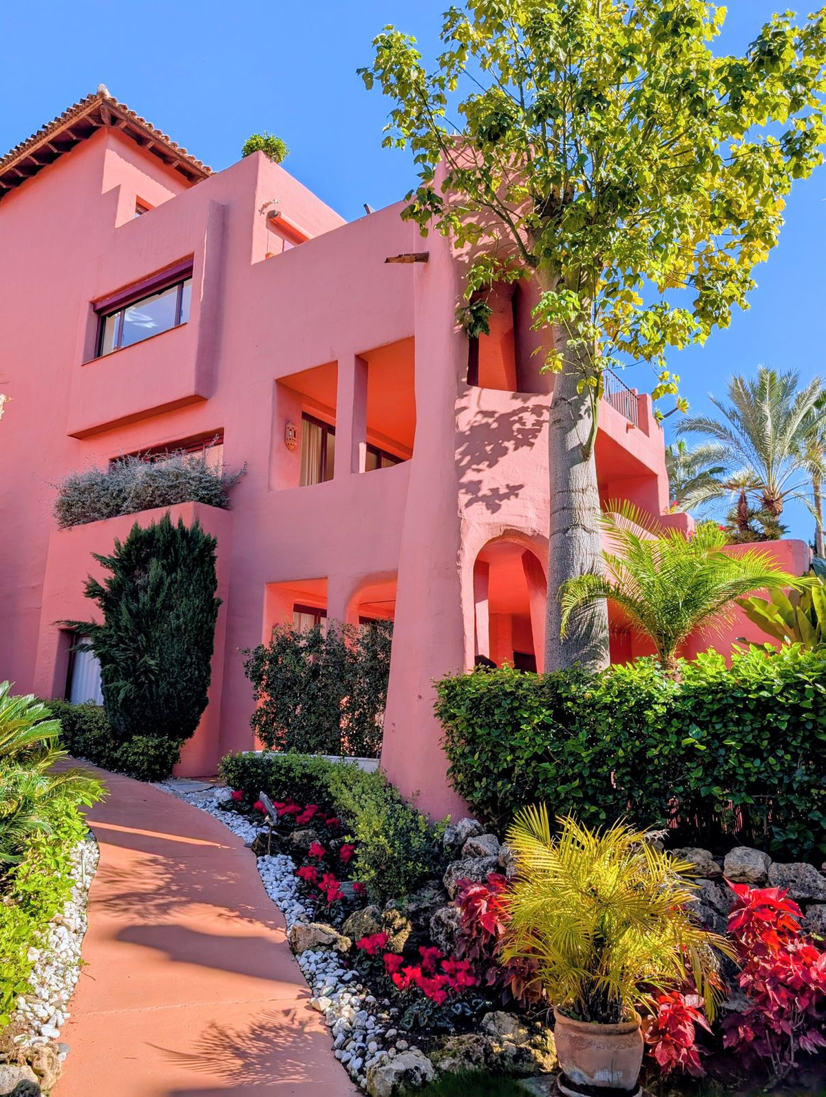 Apartamentos de 3 dormitorios en venta en Nueva Milla de Oro – R5223283 Apartamentos de 3 dormitorios en venta en Nueva Milla de Oro – R5223283